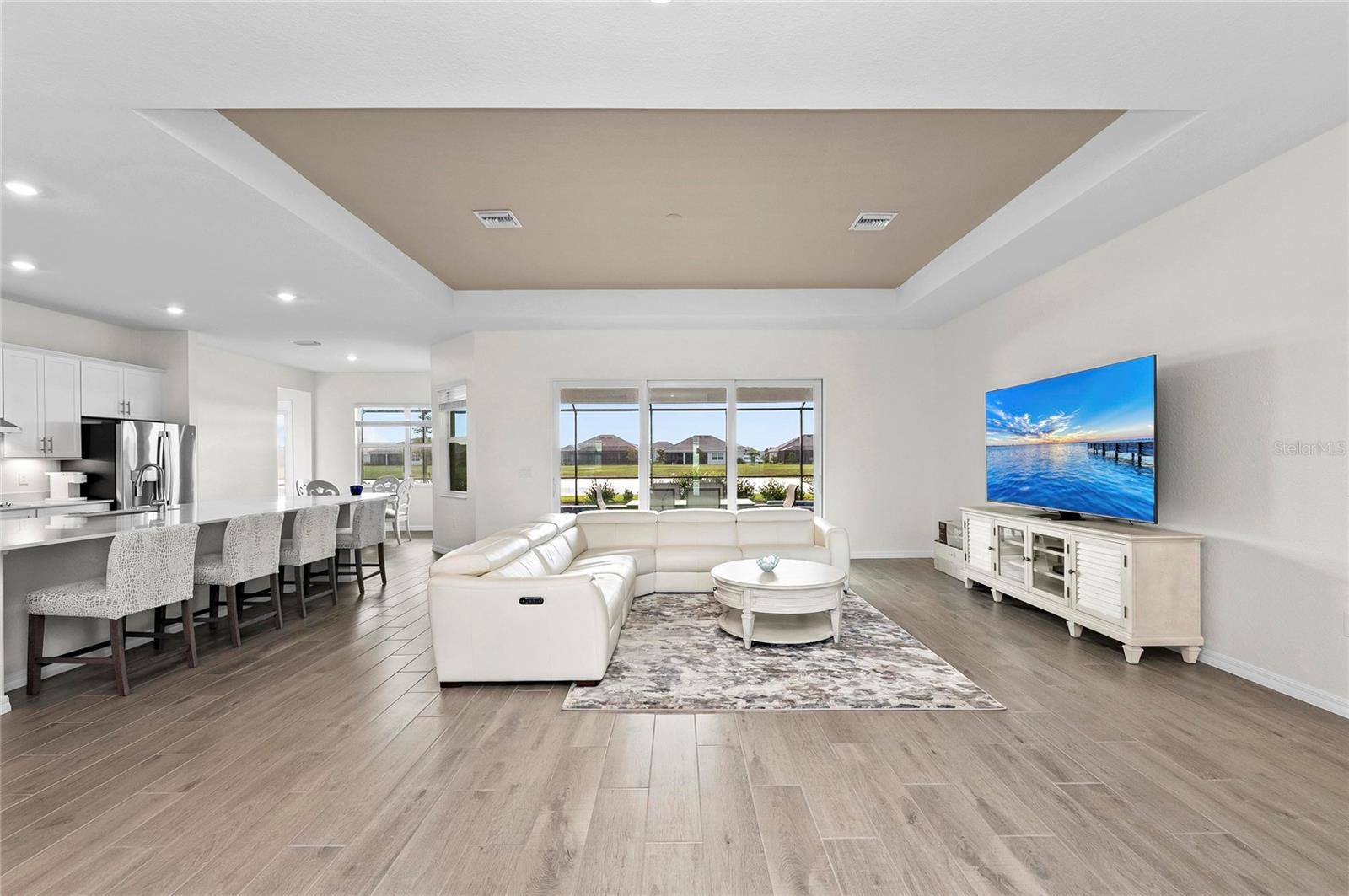 WELLEN PARK GOLF & COUNTRY CLUB - Residential