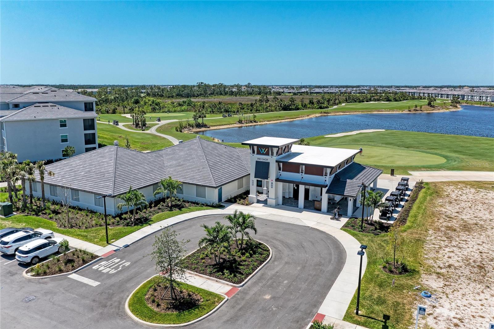 WELLEN PARK GOLF & COUNTRY CLUB - Residential