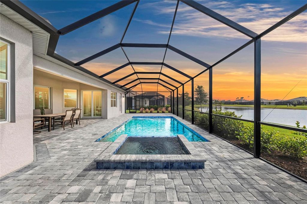 Photo of 17341 Sandpearl Road, Venice, FL 34293 (MLS # N6141527)