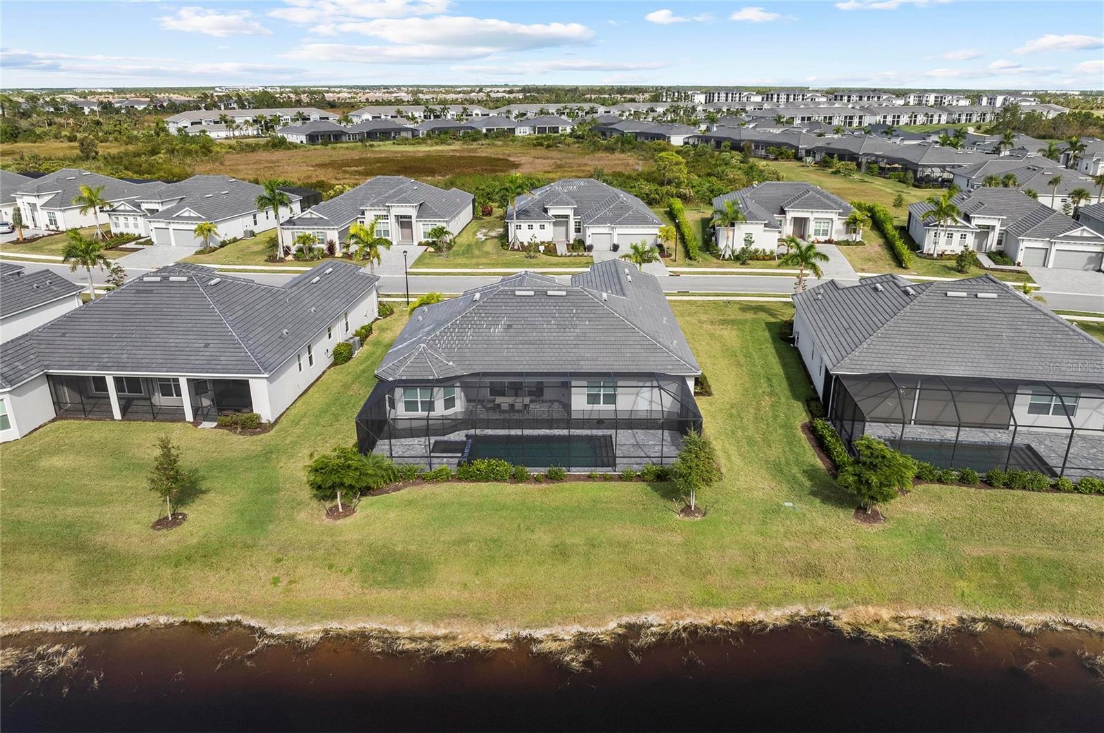 WELLEN PARK GOLF & COUNTRY CLUB - Residential