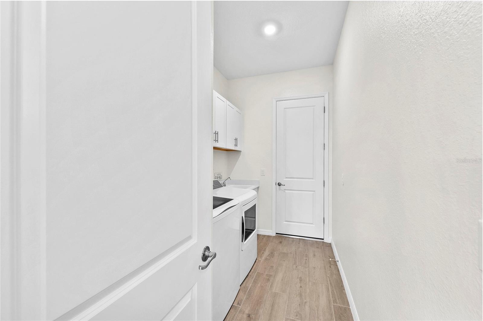 WELLEN PARK GOLF & COUNTRY CLUB - Residential