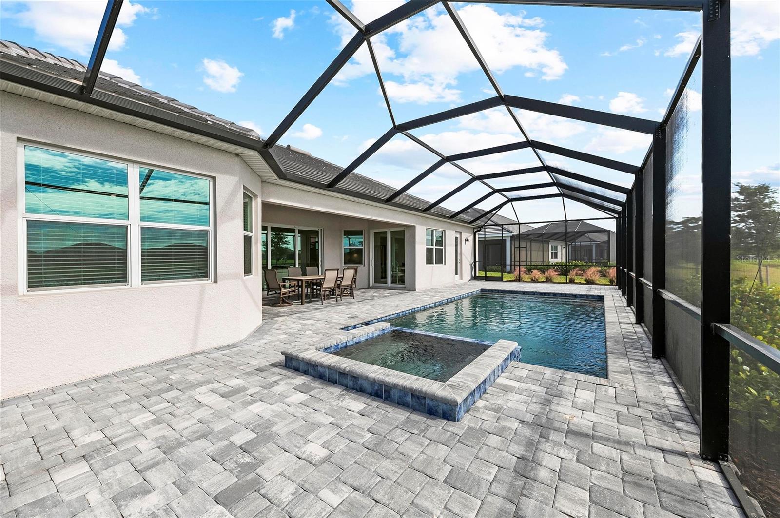 WELLEN PARK GOLF & COUNTRY CLUB - Residential