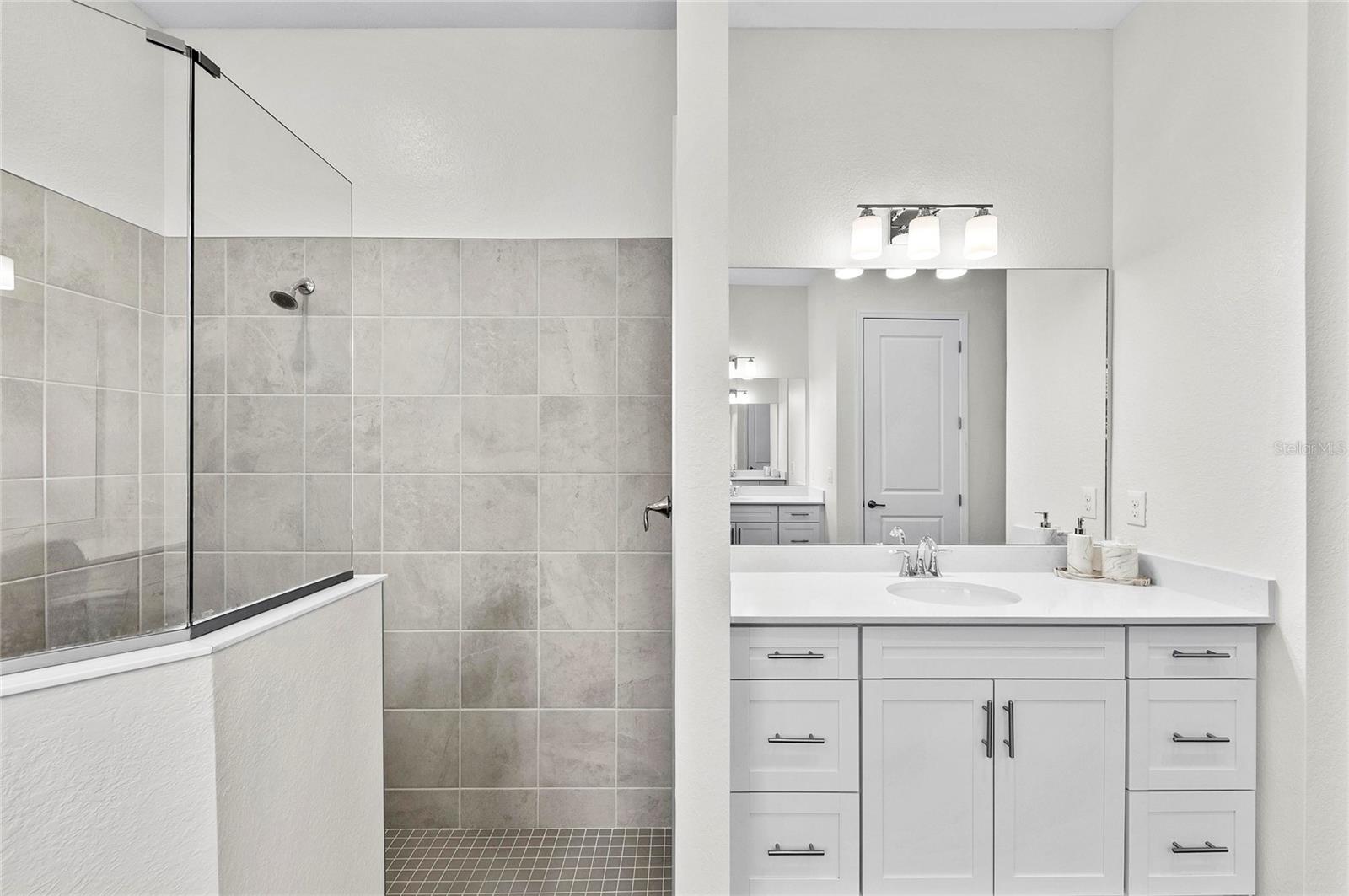 WELLEN PARK GOLF & COUNTRY CLUB - Residential