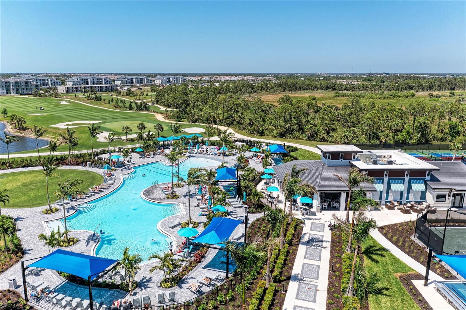 WELLEN PARK GOLF & COUNTRY CLUB - Residential