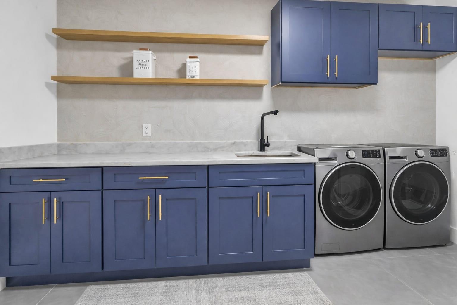 BUCKHORN SPGS MANOR - Residential