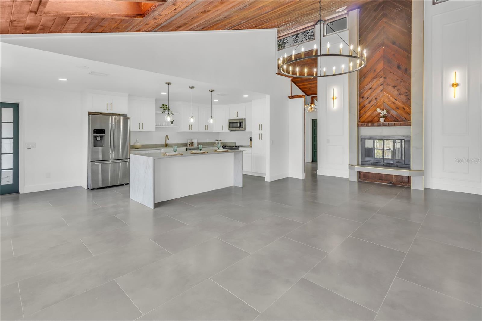 BUCKHORN SPGS MANOR - Residential