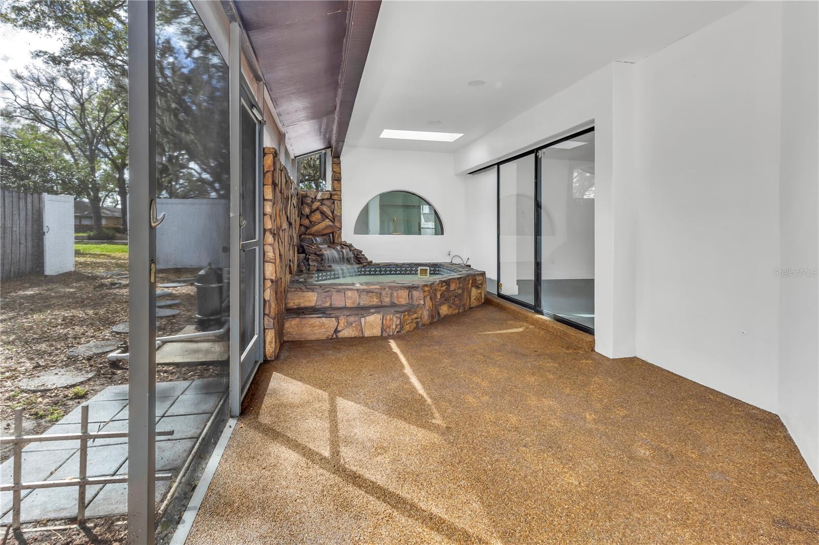 BUCKHORN SPGS MANOR - Residential