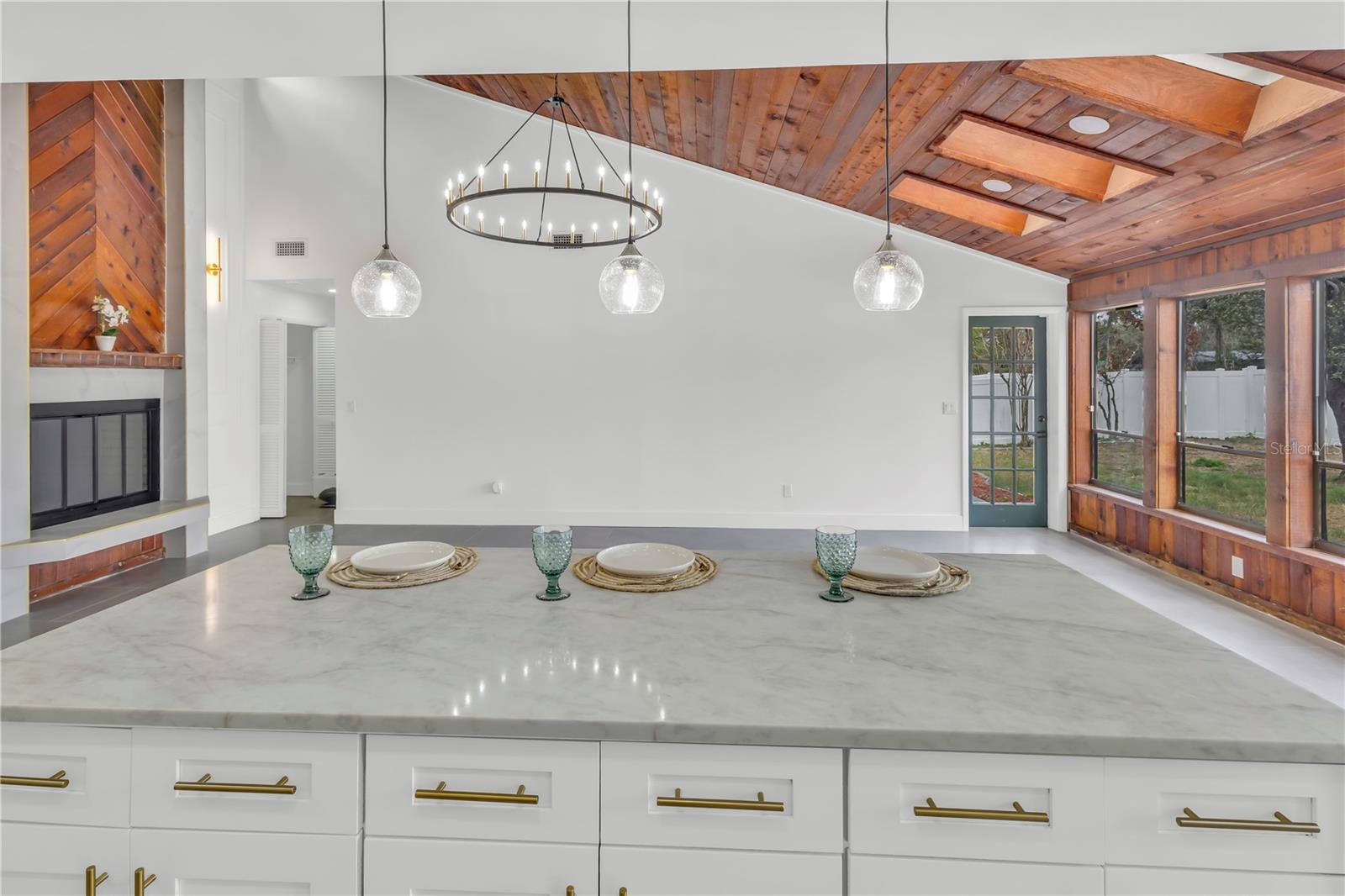 BUCKHORN SPGS MANOR - Residential