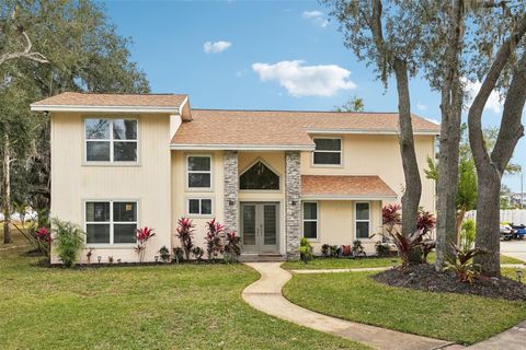 A home in WINTER HAVEN