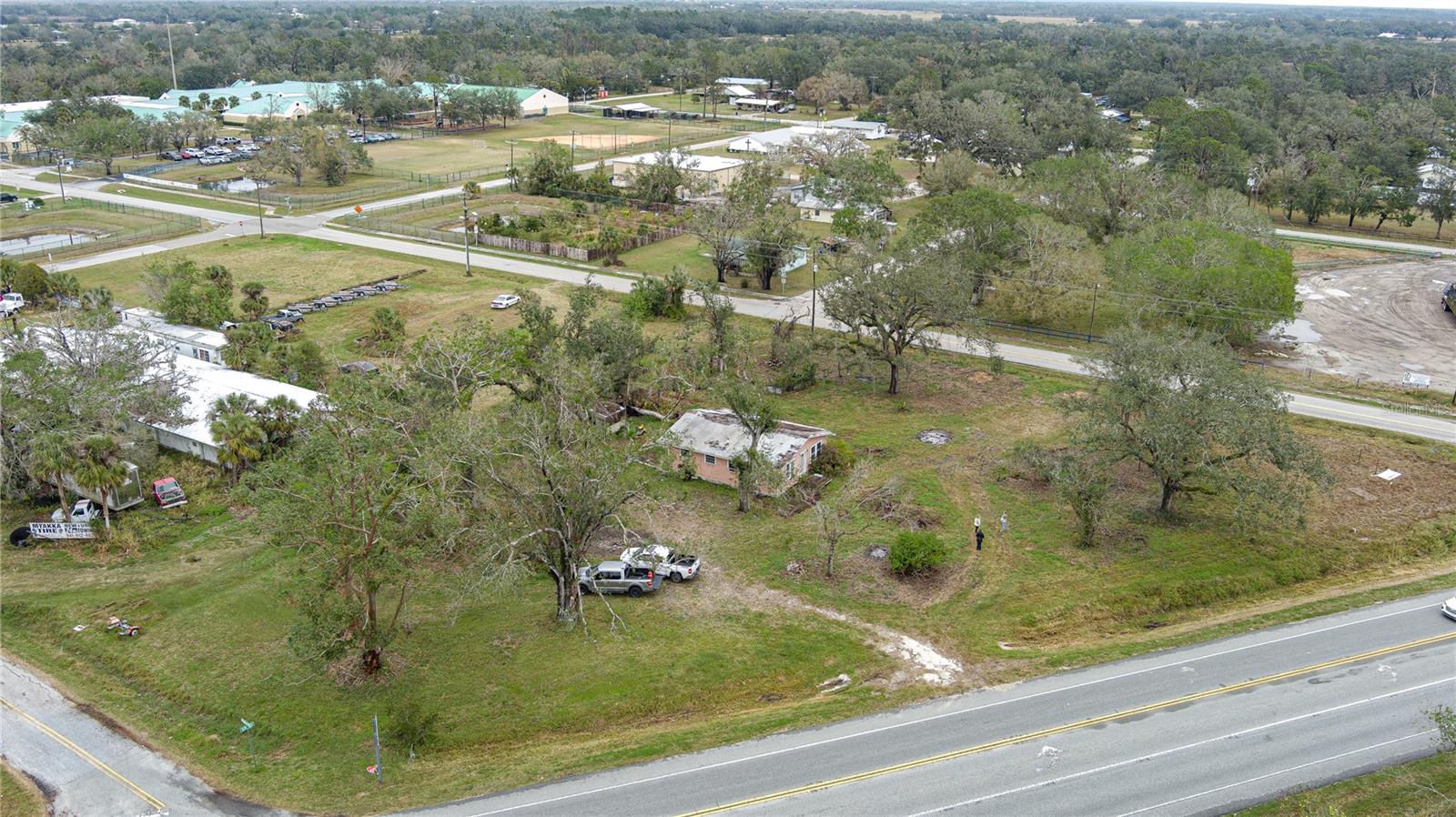 MYAKKA CITY - Land