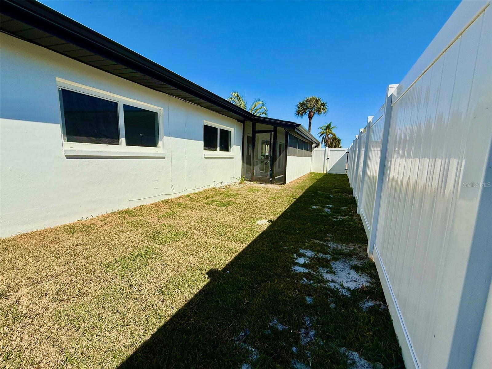 DANA SHORES UN 1 SEC - Residential Lease