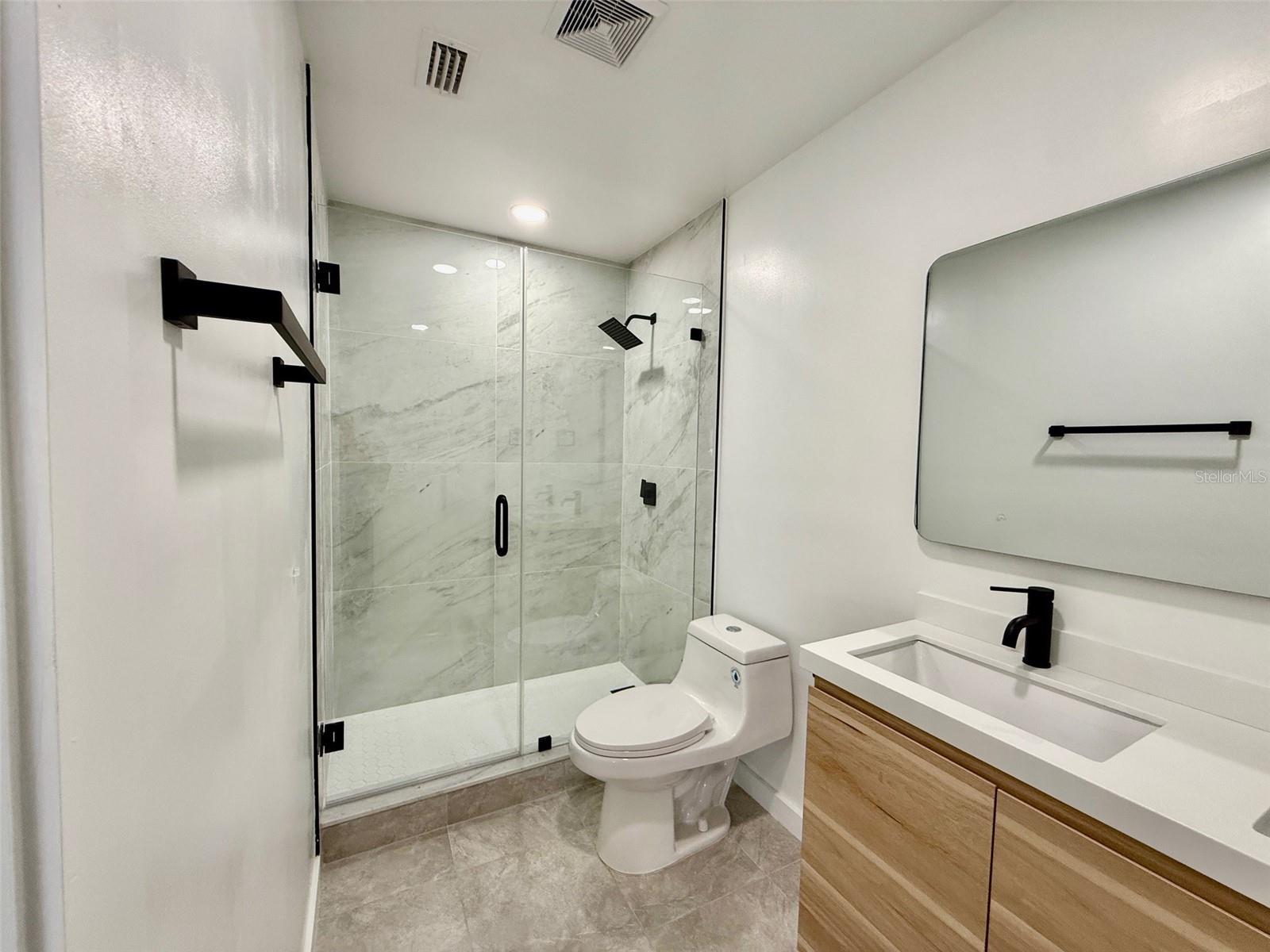 DANA SHORES UN 1 SEC - Residential Lease