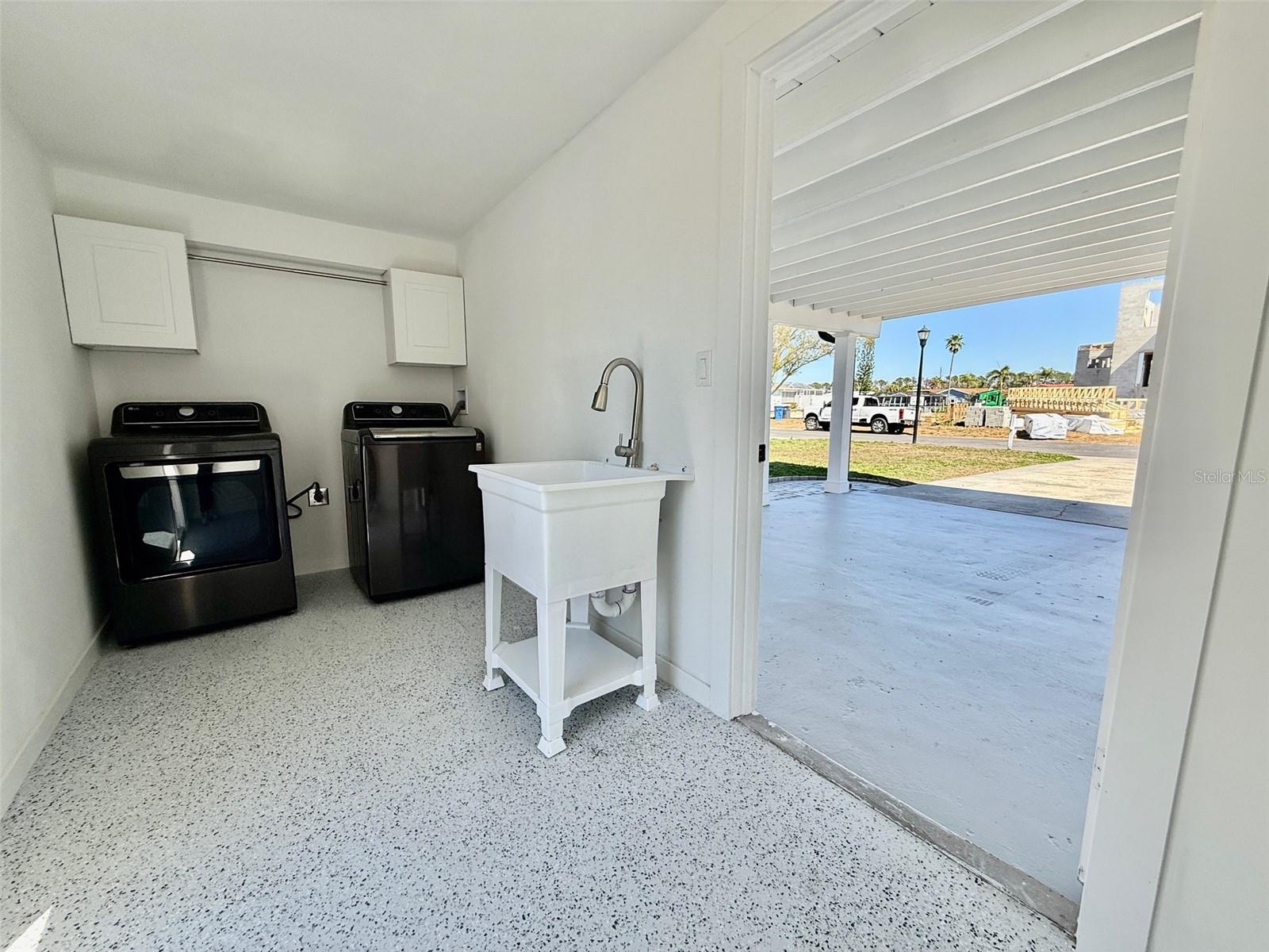 DANA SHORES UN 1 SEC - Residential Lease