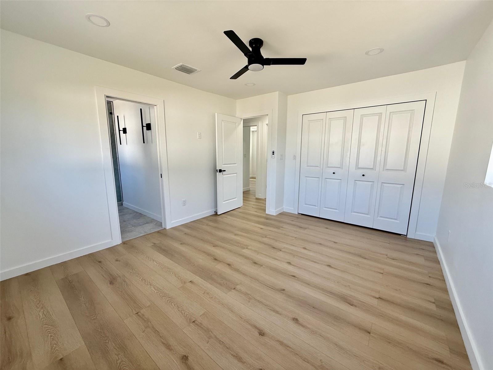 DANA SHORES UN 1 SEC - Residential Lease