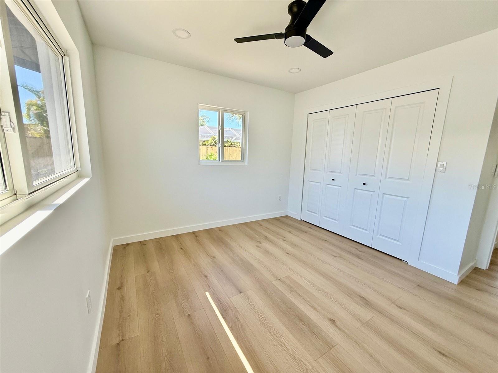 DANA SHORES UN 1 SEC - Residential Lease