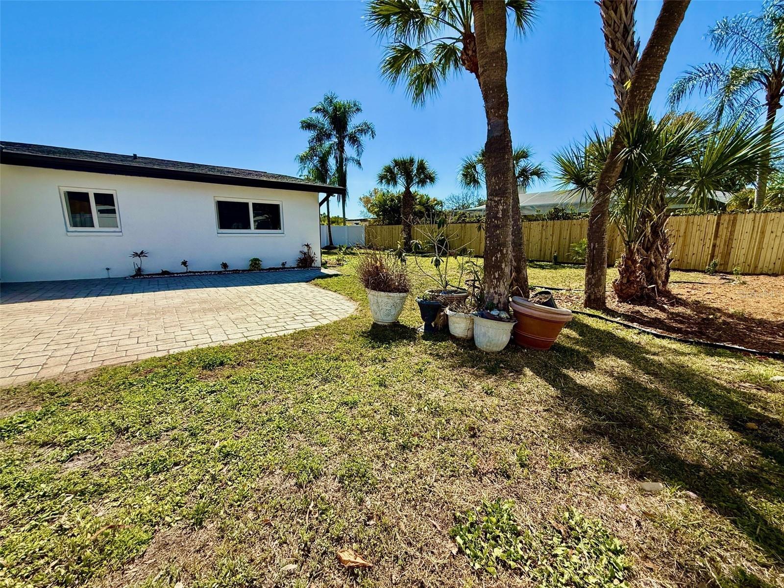 DANA SHORES UN 1 SEC - Residential Lease