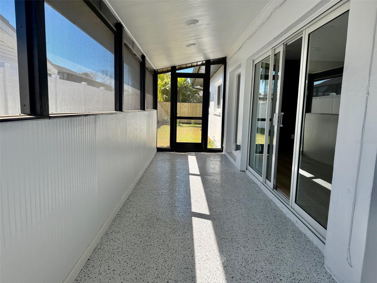 DANA SHORES UN 1 SEC - Residential Lease