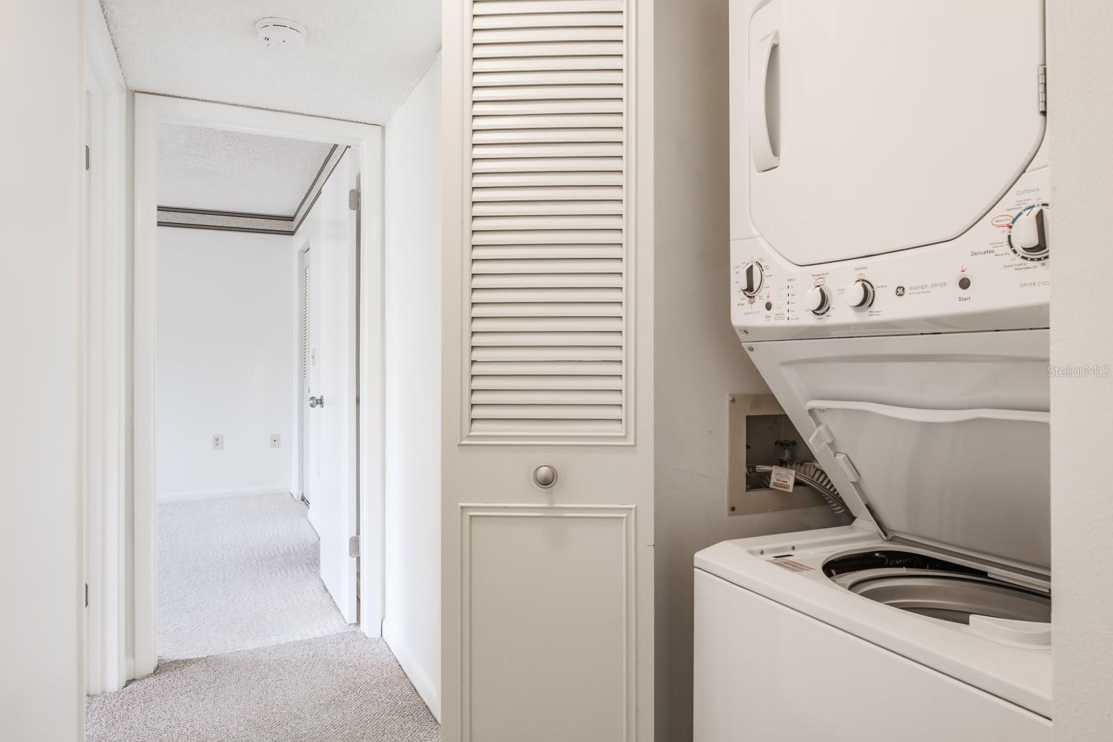 PINE RIDGE AT LAKE TARPON VILLAGE - Residential