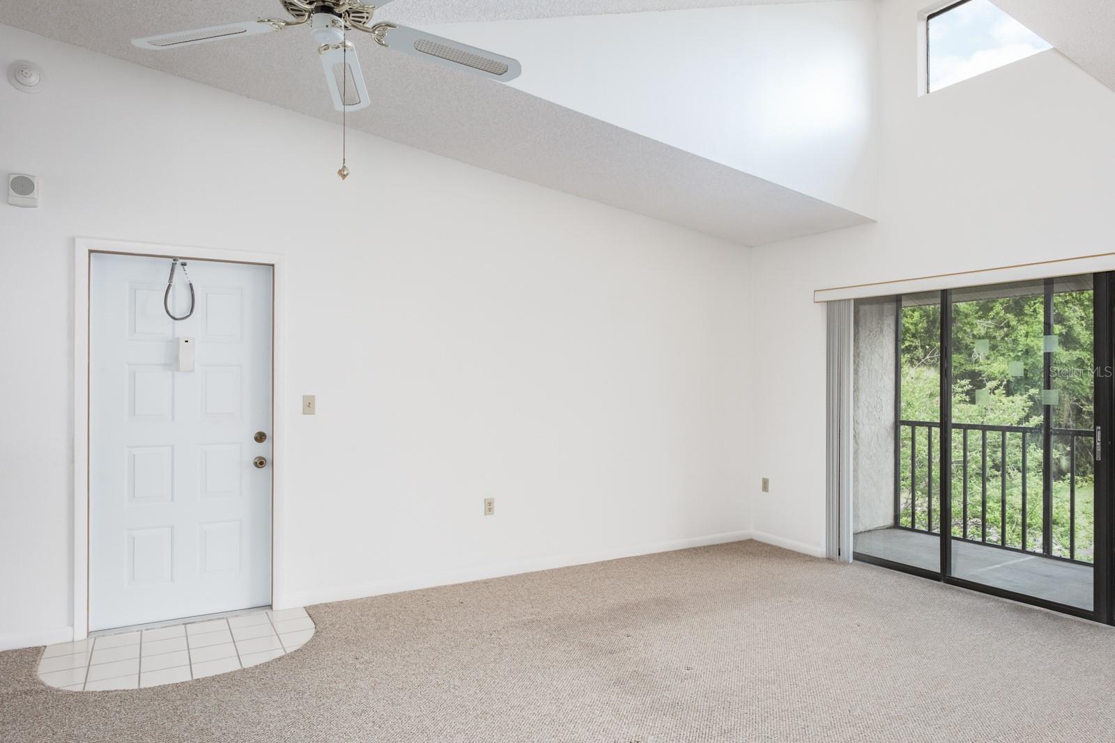 3166 LAKE PINE WAY S E3