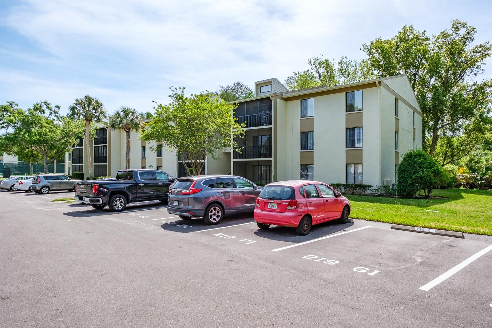 3166 LAKE PINE WAY S E3