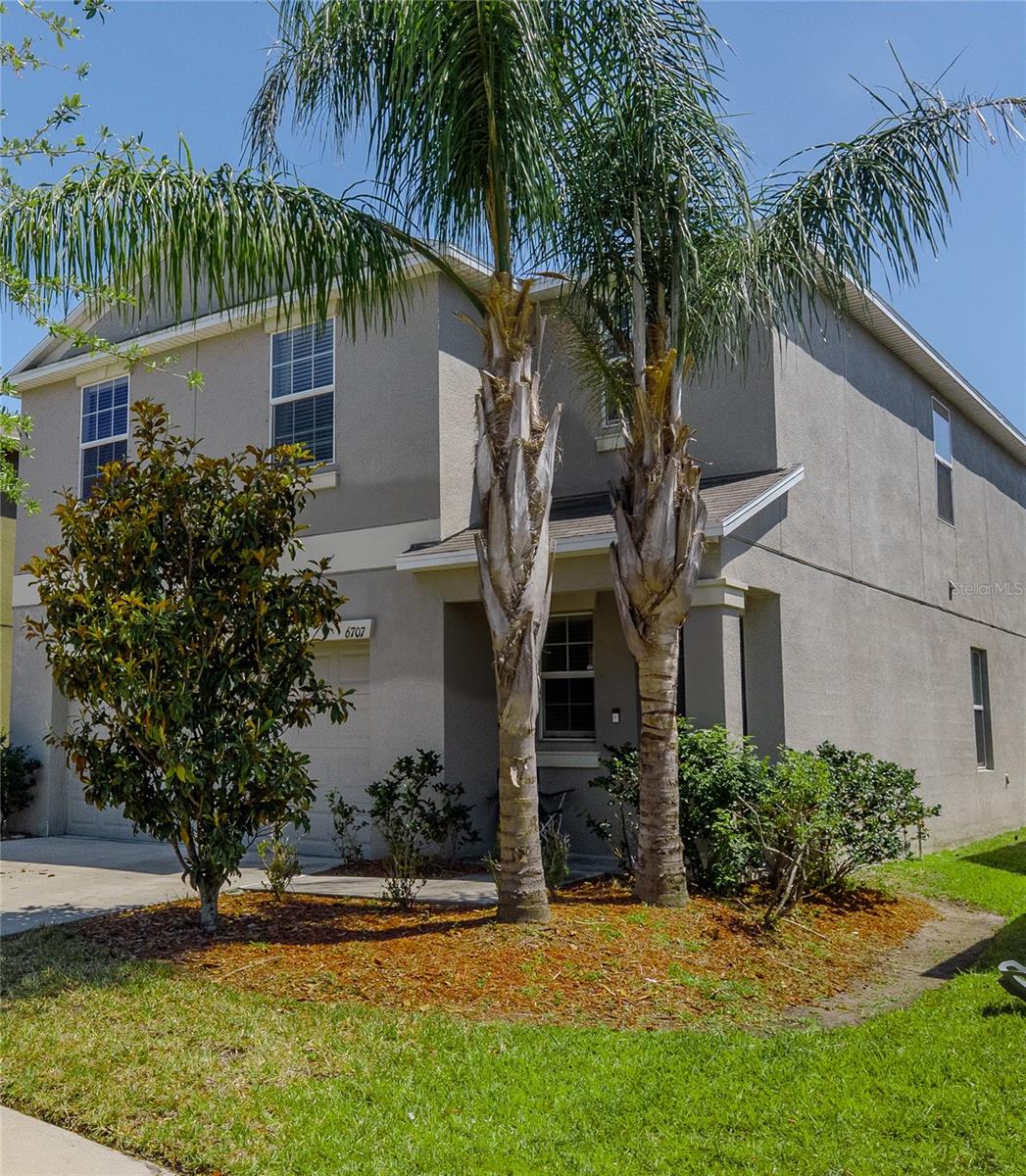 6707 BLUE MOON WAY