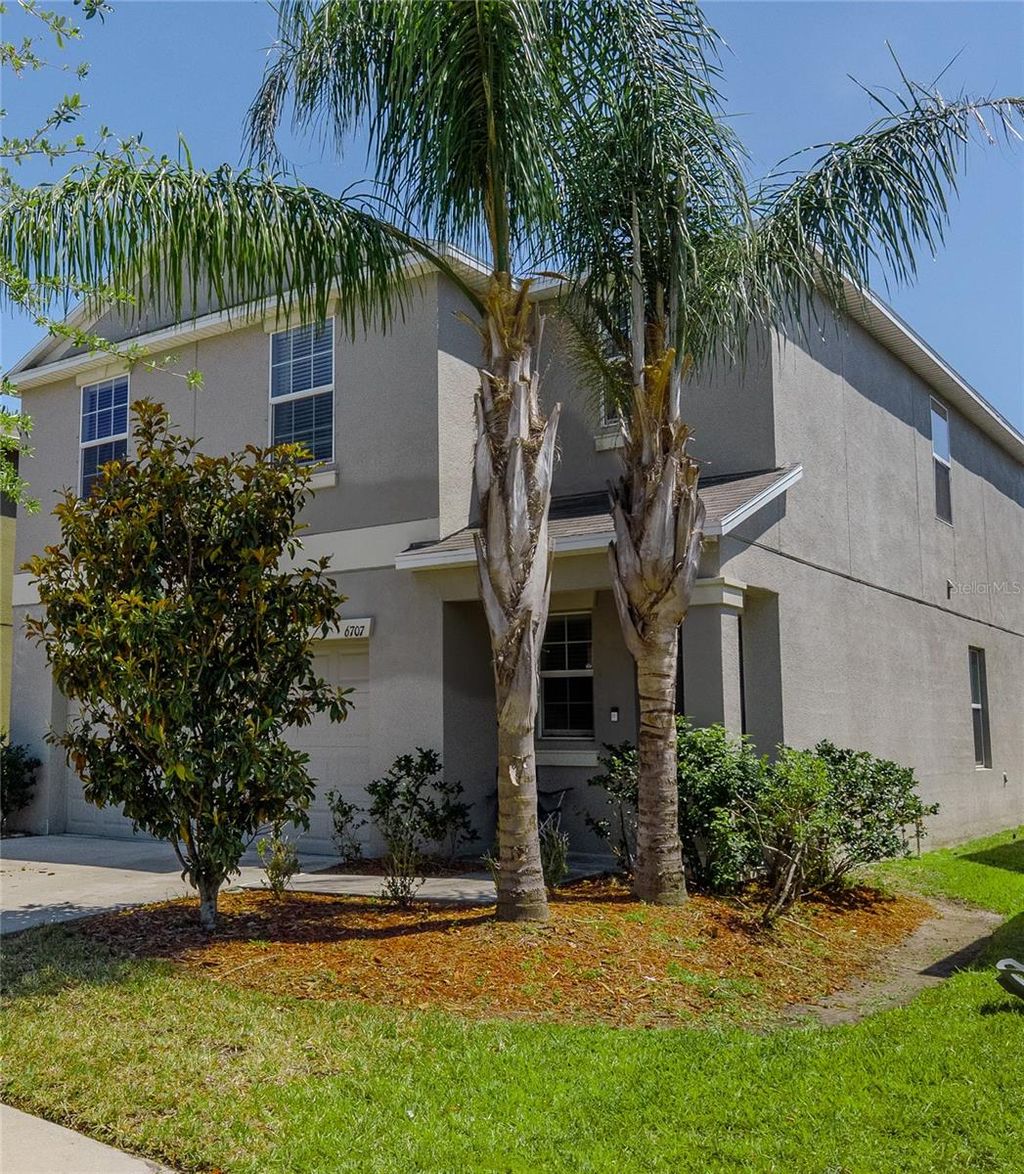 Photo of 6707 Blue Moon Way, Sun City Center, FL 33573 (MLS # TB8380206)