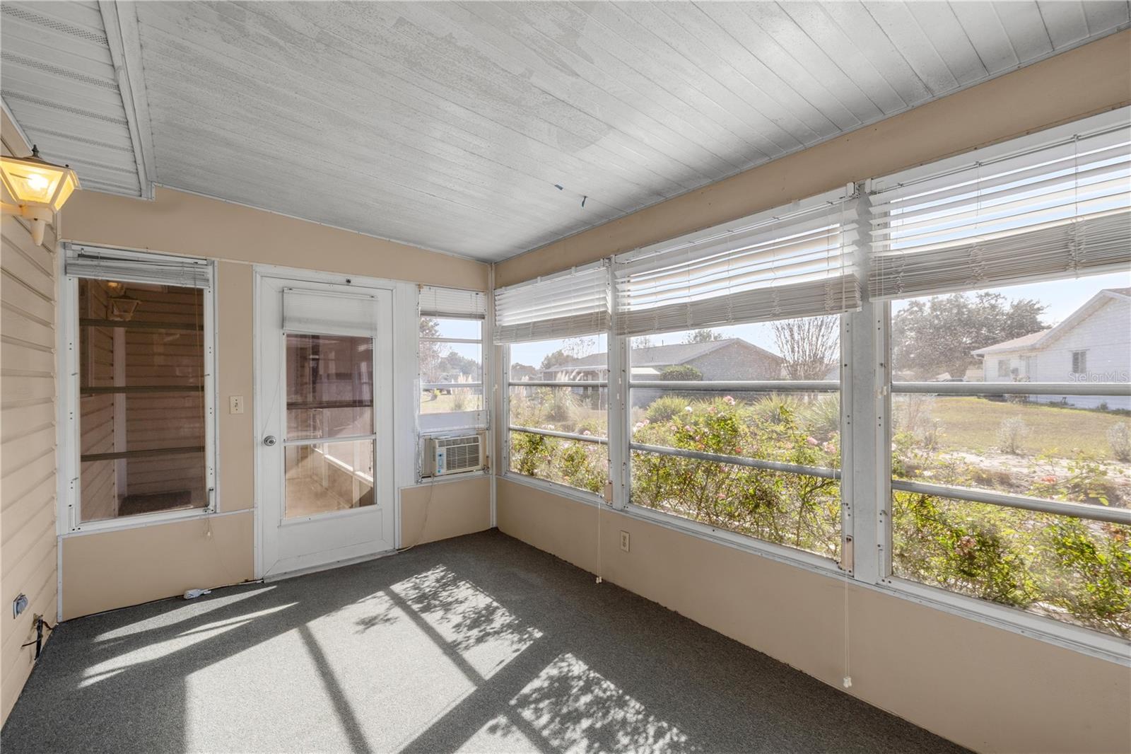 SPRUCE CRK 04 - Residential