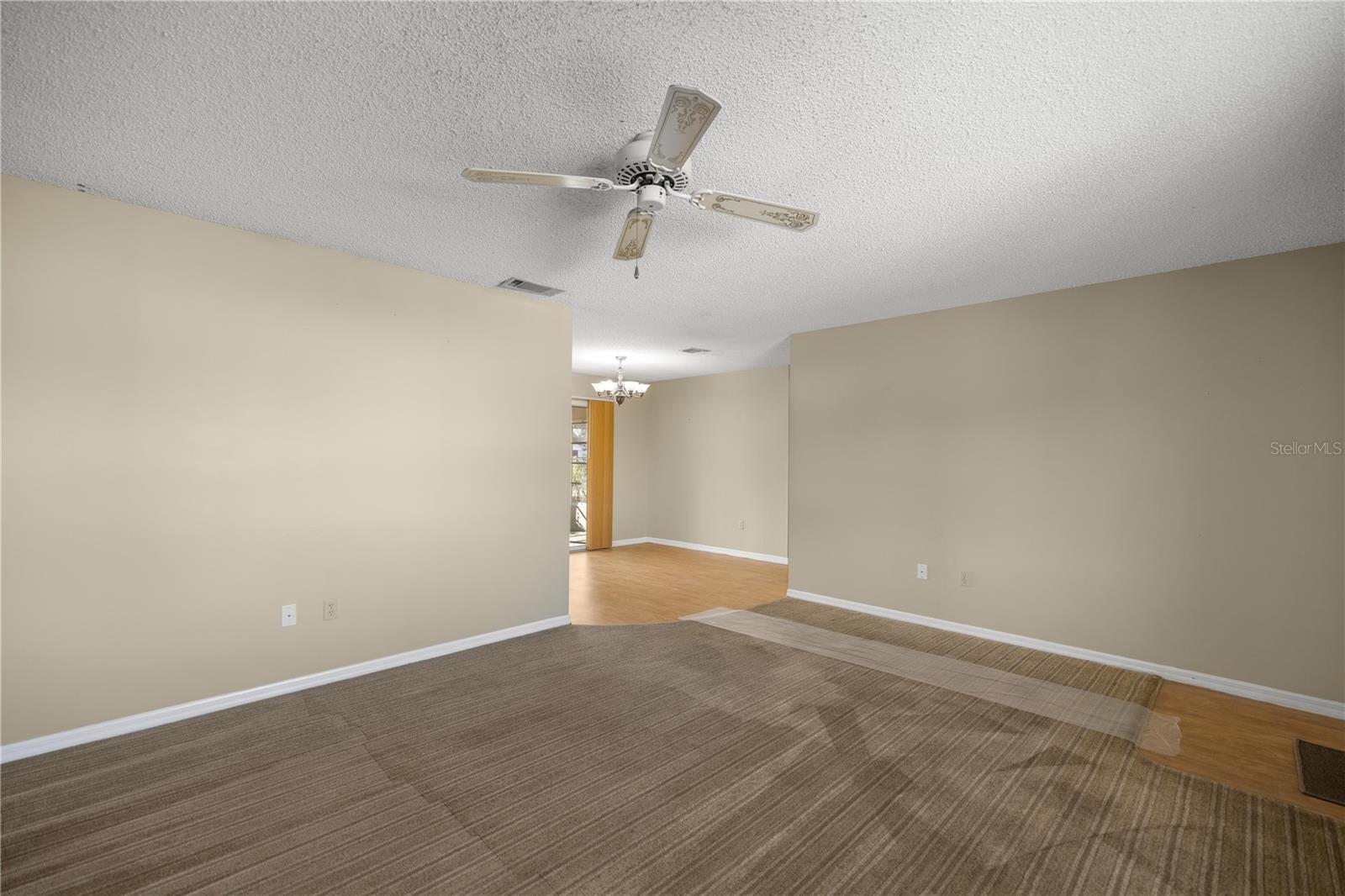 SPRUCE CRK 04 - Residential