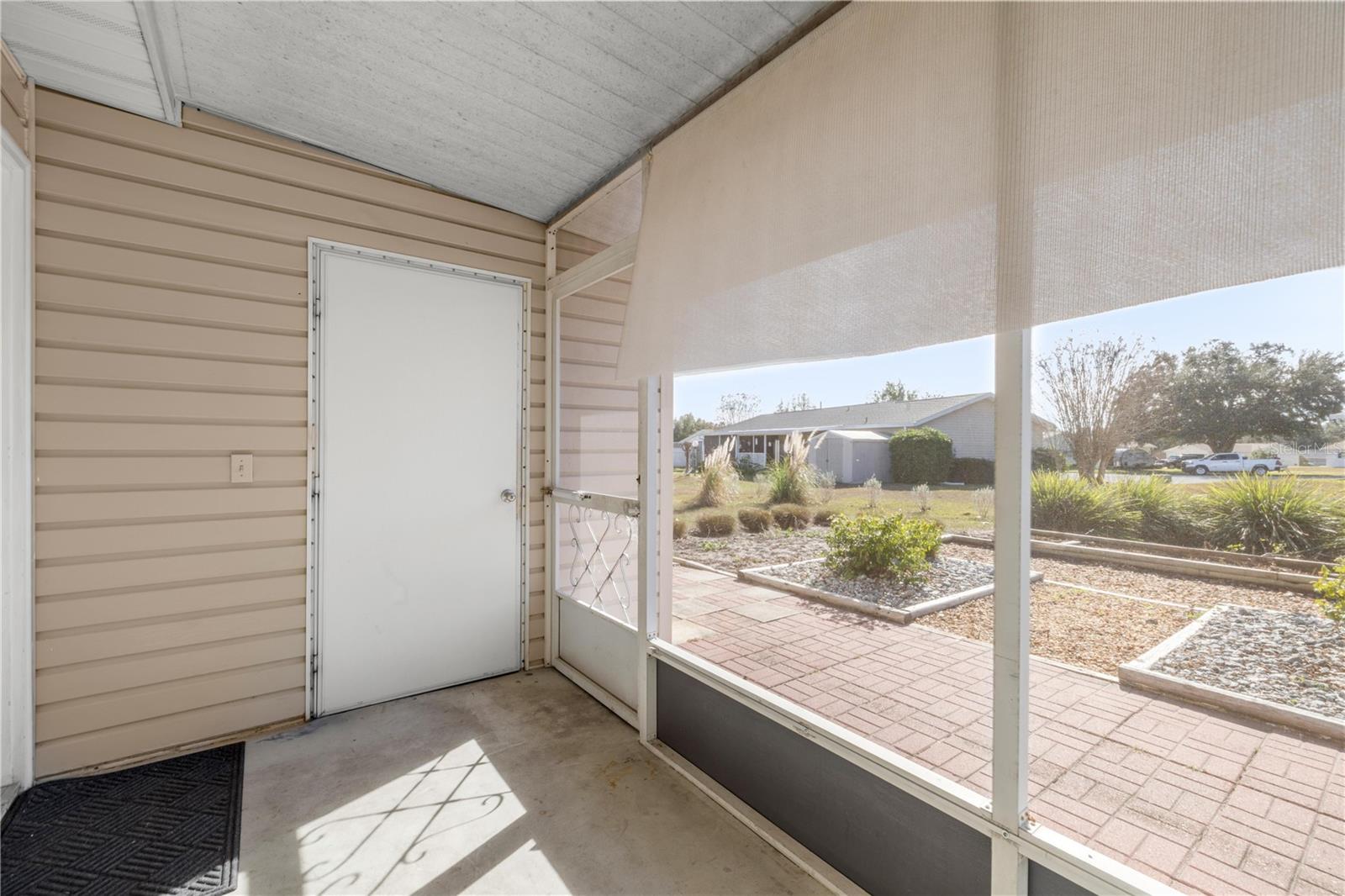 SPRUCE CRK 04 - Residential