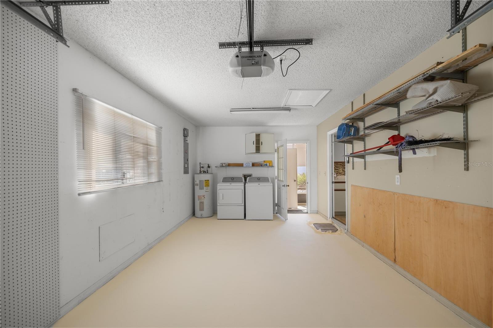 SPRUCE CRK 04 - Residential