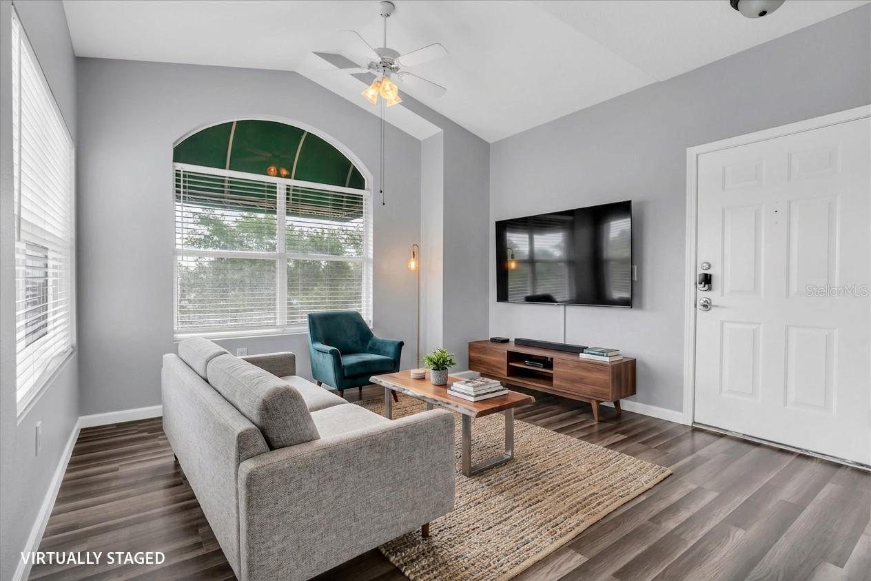 BEACHWAY CONDOS - Residential