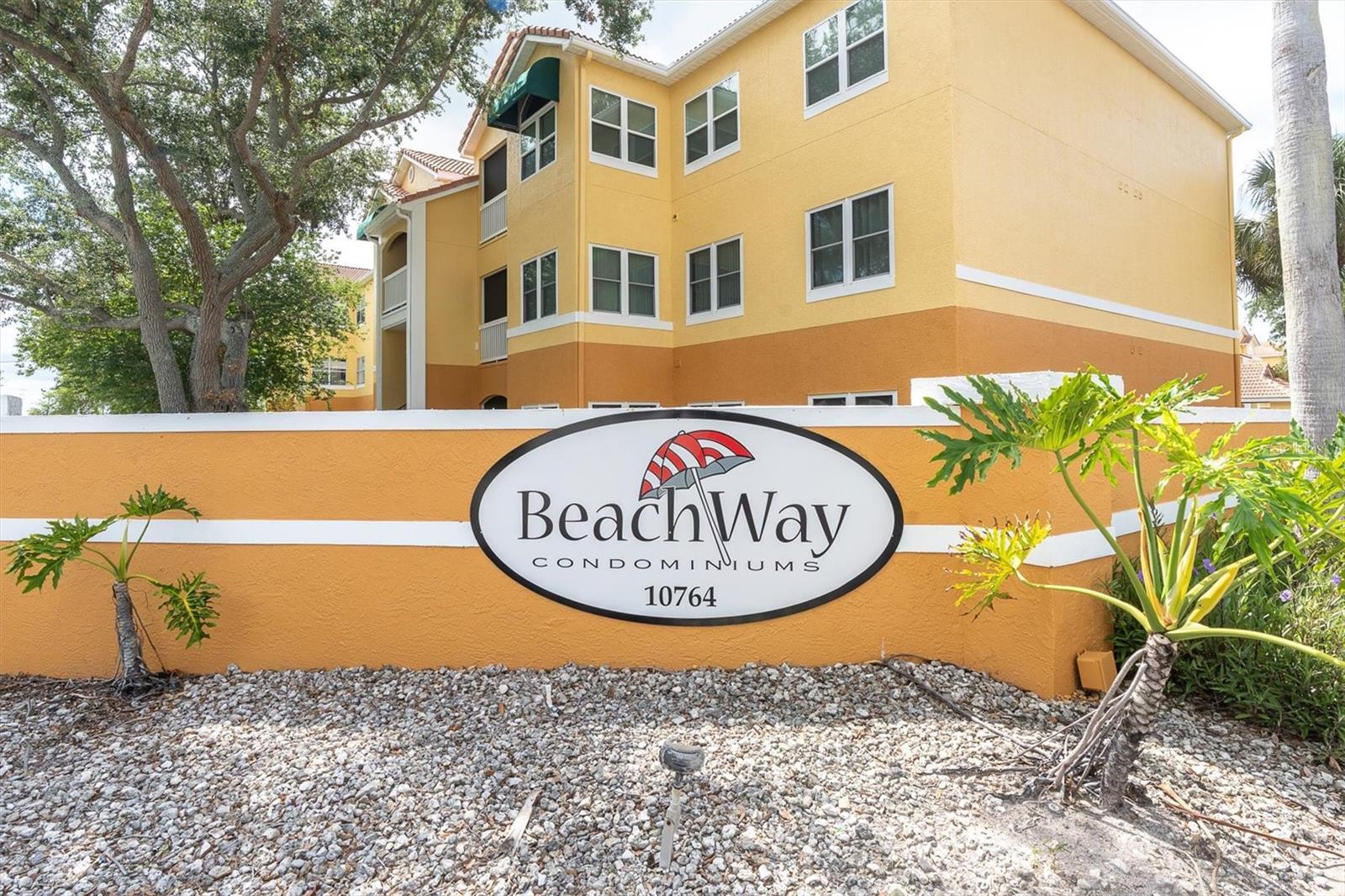 BEACHWAY CONDOS - Residential