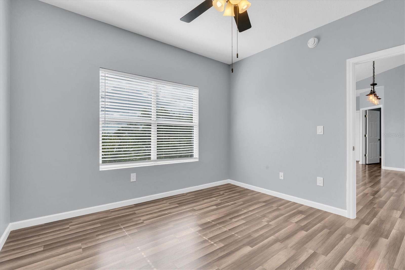 BEACHWAY CONDOS - Residential