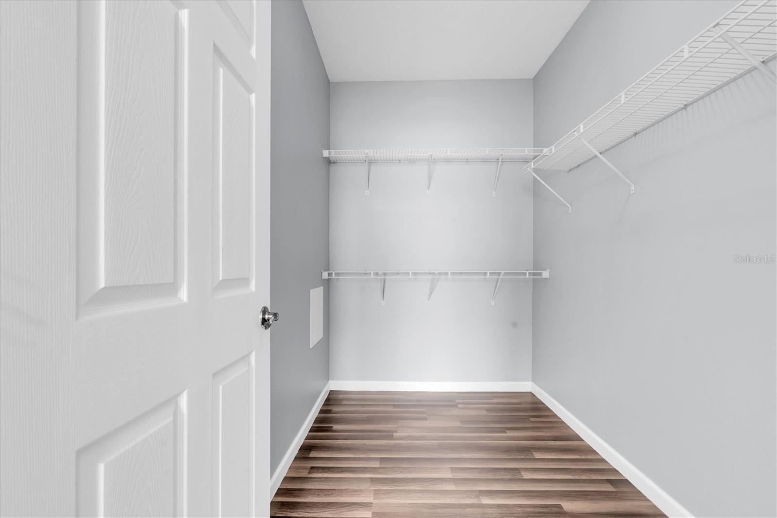 BEACHWAY CONDOS - Residential