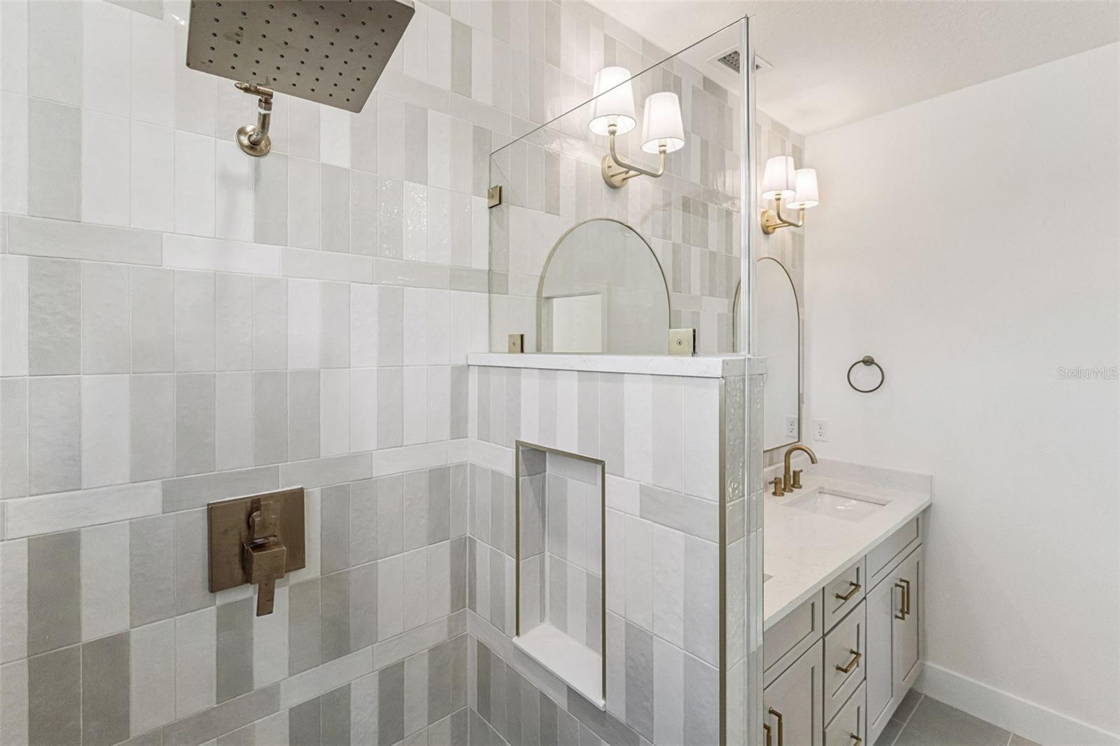 NELA ISLE - Residential