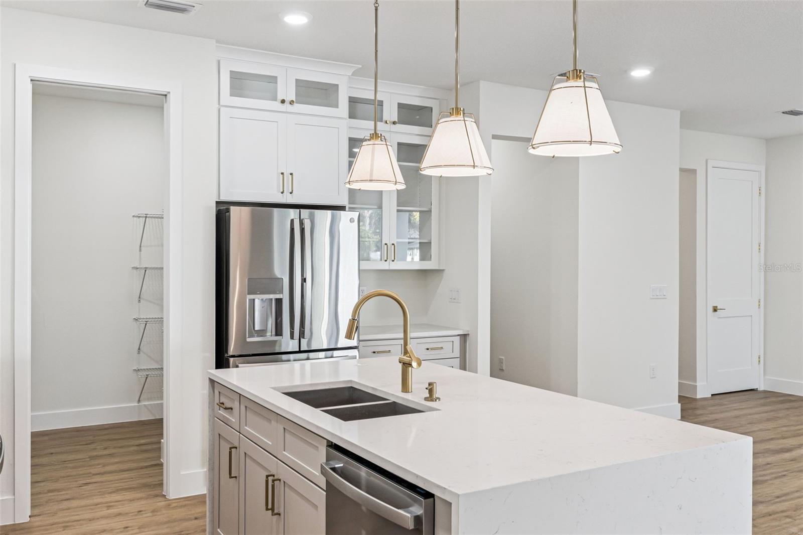 NELA ISLE - Residential