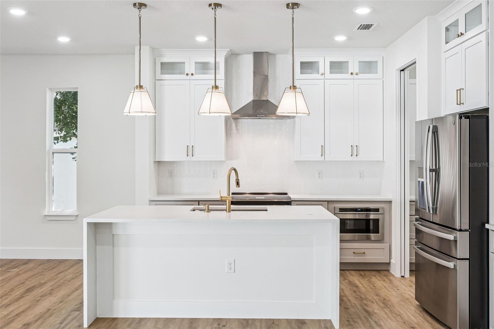 NELA ISLE - Residential