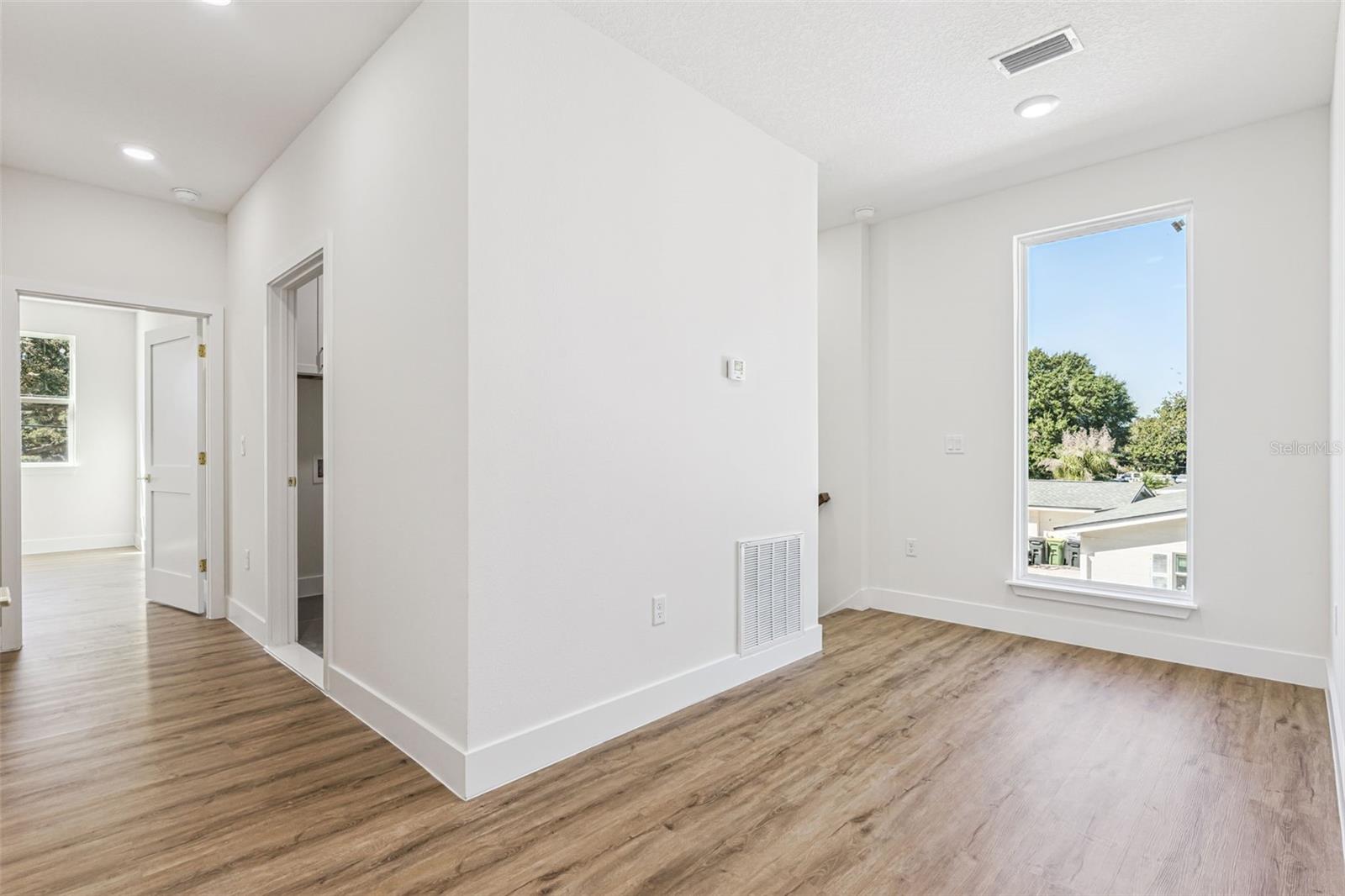 NELA ISLE - Residential