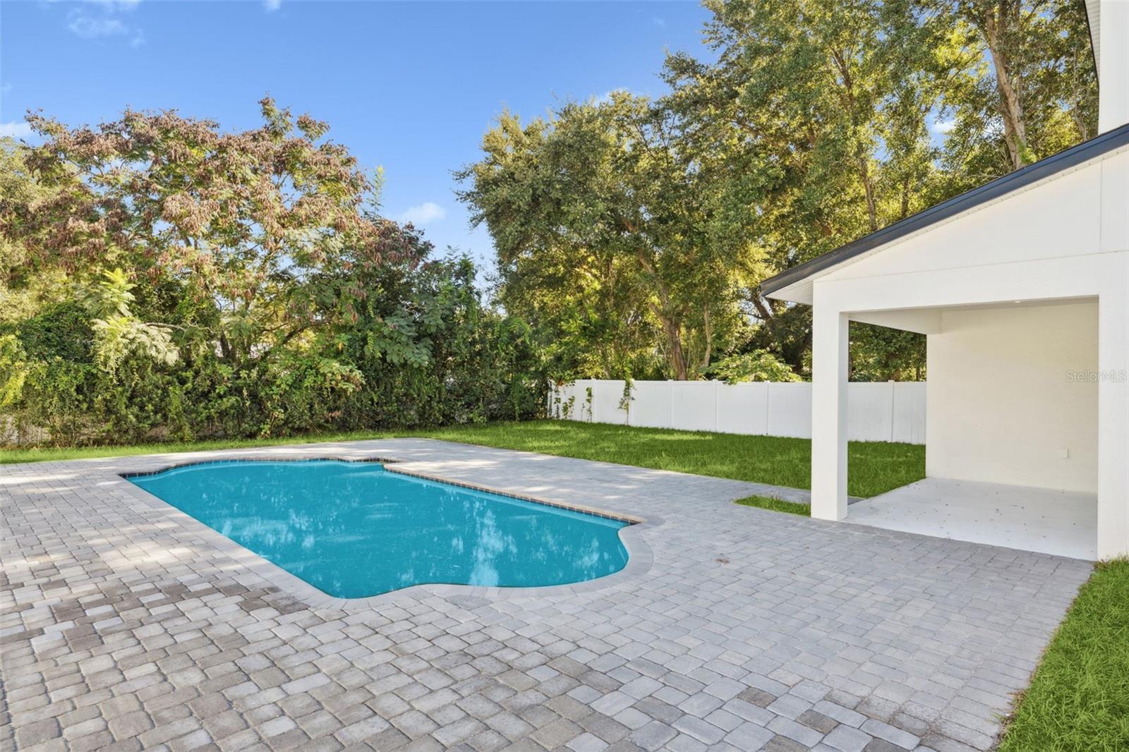 NELA ISLE - Residential