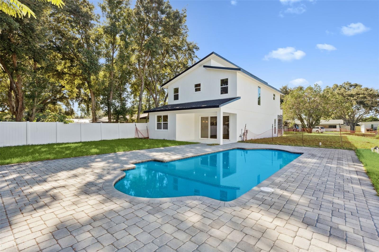 NELA ISLE - Residential