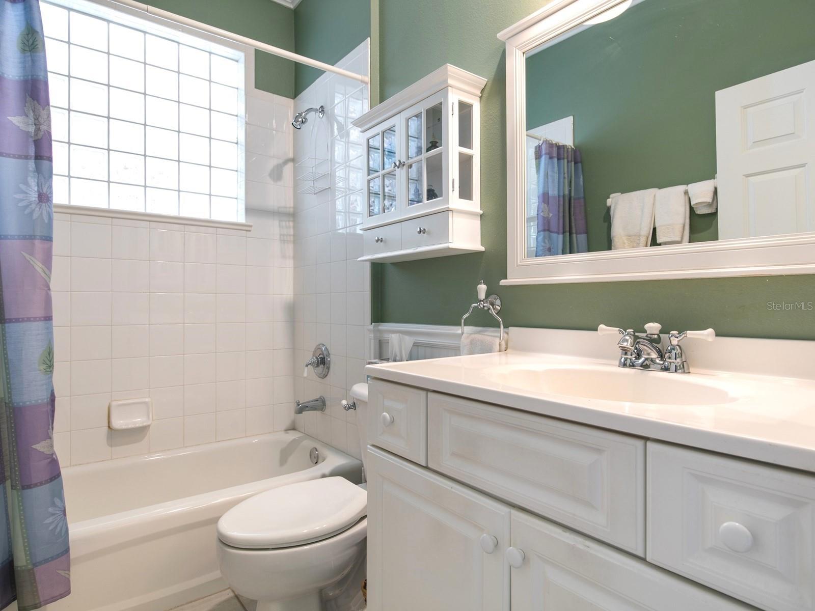 EAST LAKE ESTATES UNIT 01 - Residential