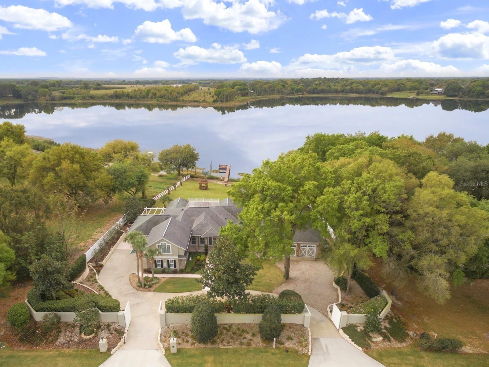 EAST LAKE ESTATES UNIT 01 - Residential