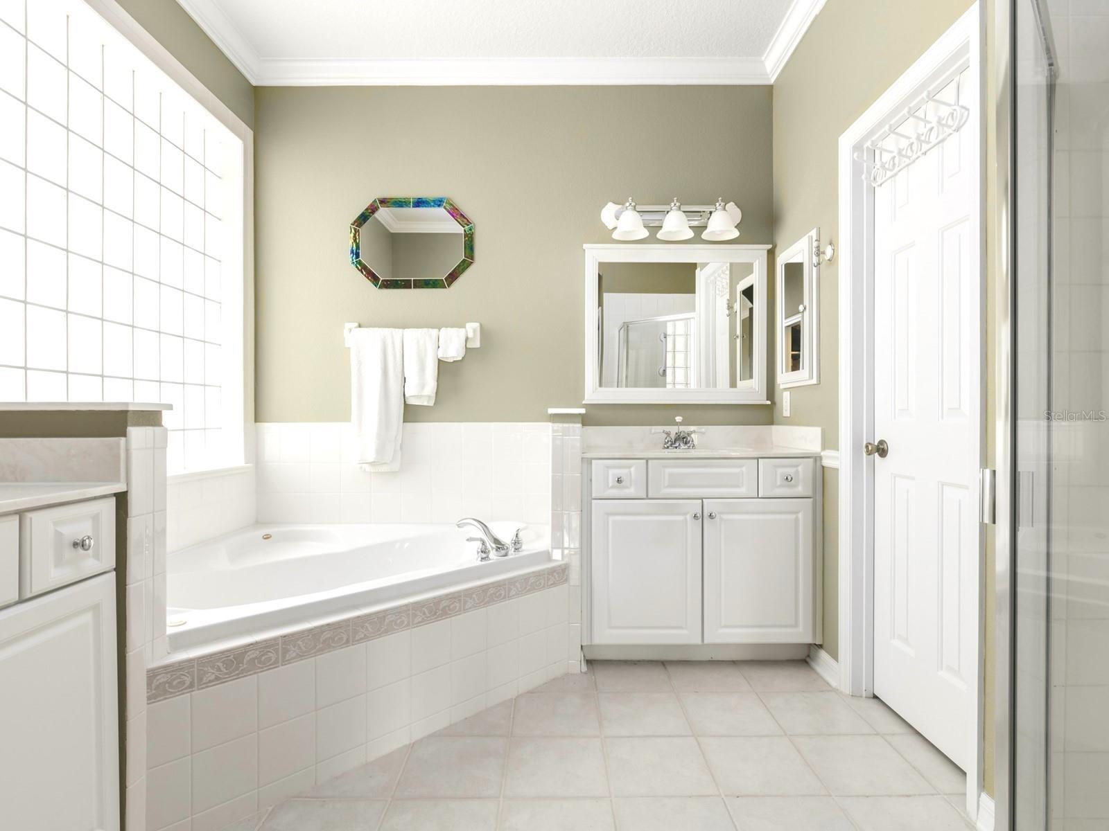 EAST LAKE ESTATES UNIT 01 - Residential