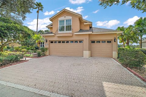 A home in MOUNT DORA