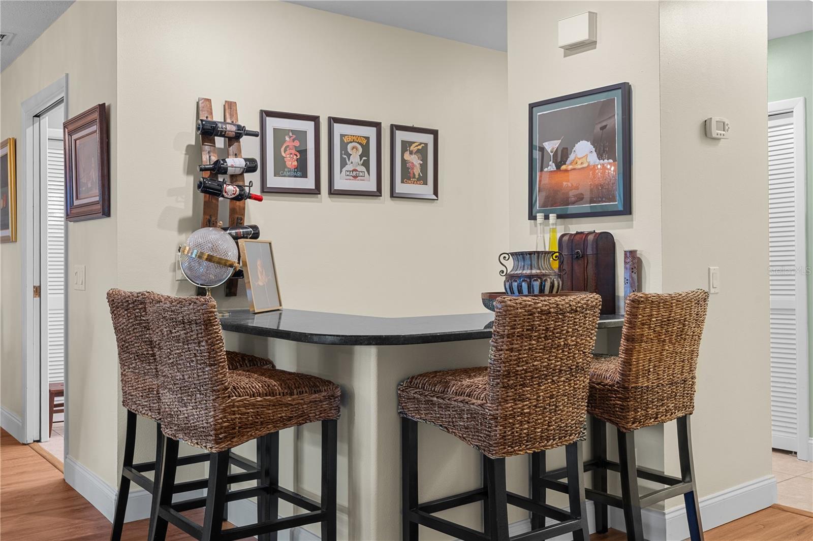 OAK HARBOUR SEC 3 A CONDO - Residential