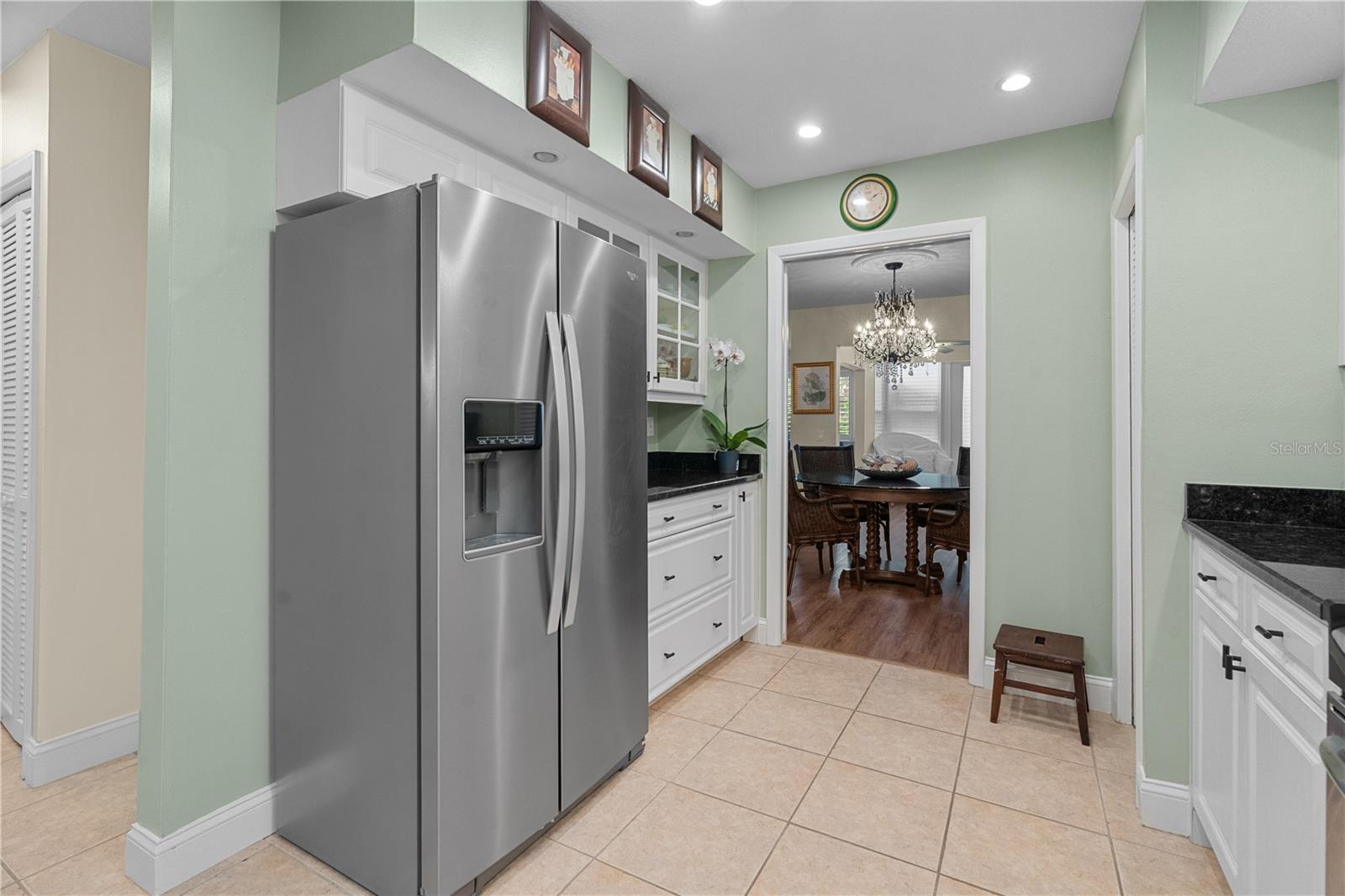 OAK HARBOUR SEC 3 A CONDO - Residential