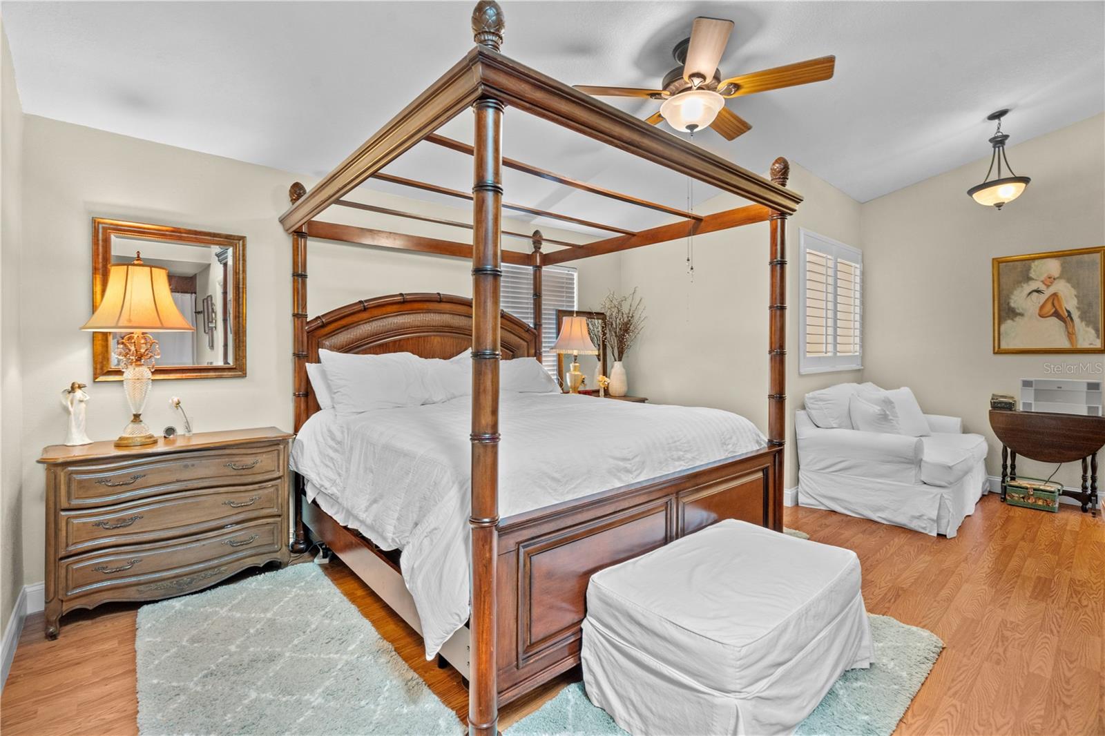 OAK HARBOUR SEC 3 A CONDO - Residential