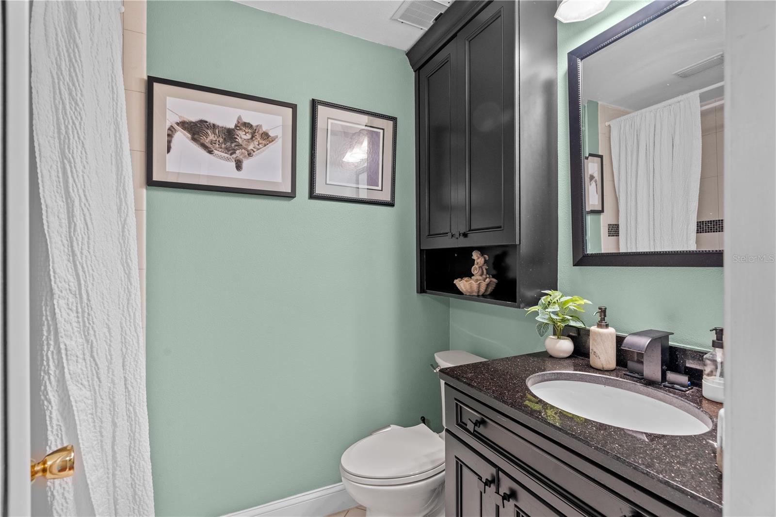 OAK HARBOUR SEC 3 A CONDO - Residential