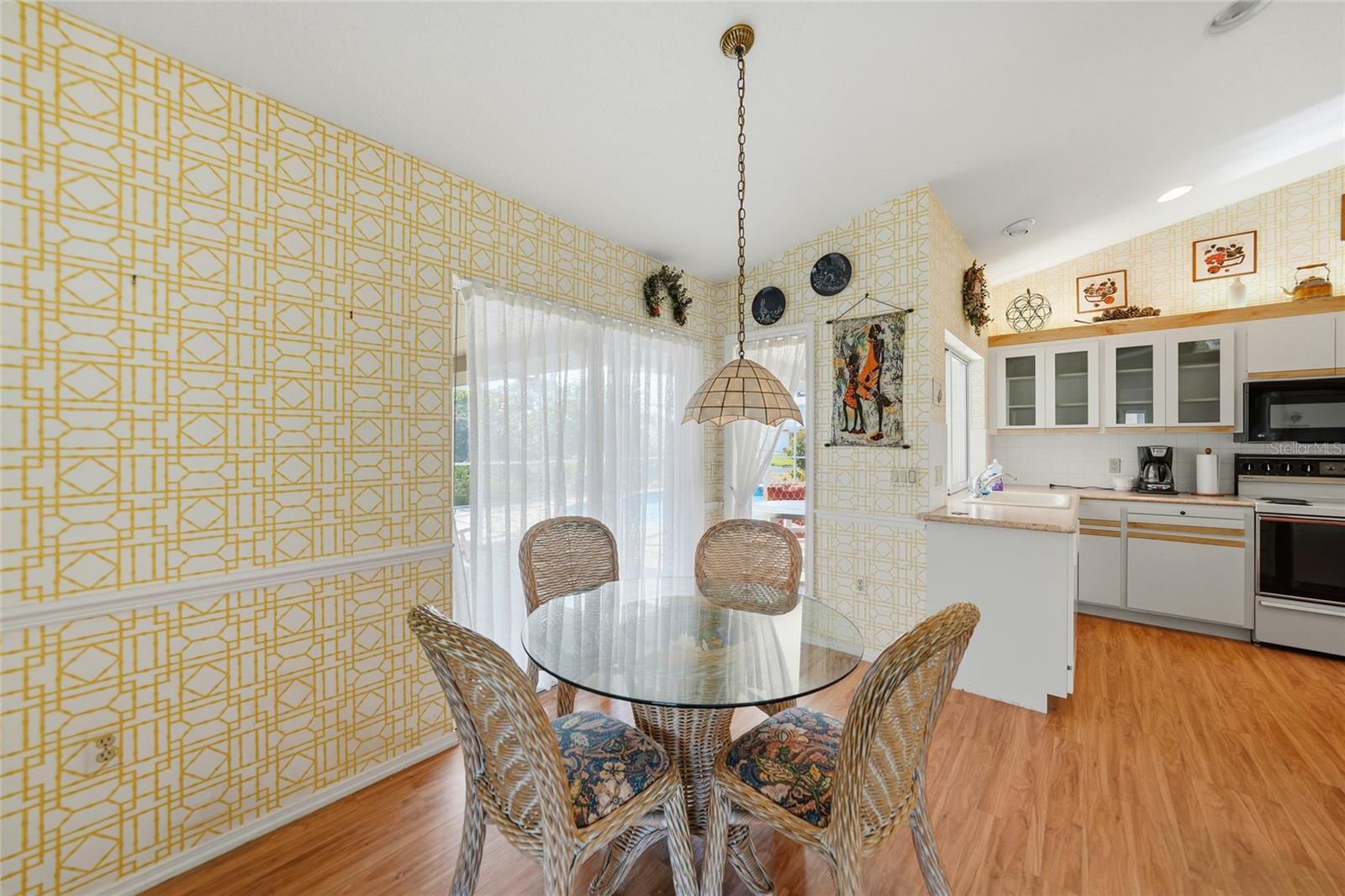 ENGLEWOOD ISLES SUB - Residential