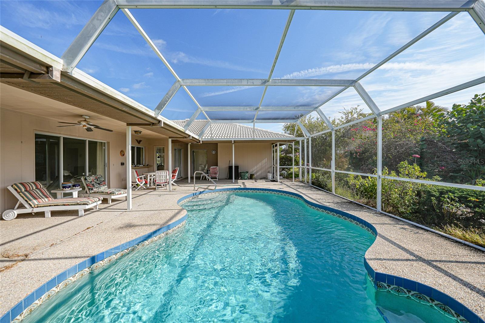 ENGLEWOOD ISLES SUB - Residential